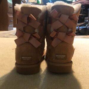 Soft Warm Fuzzy Boots With Bows